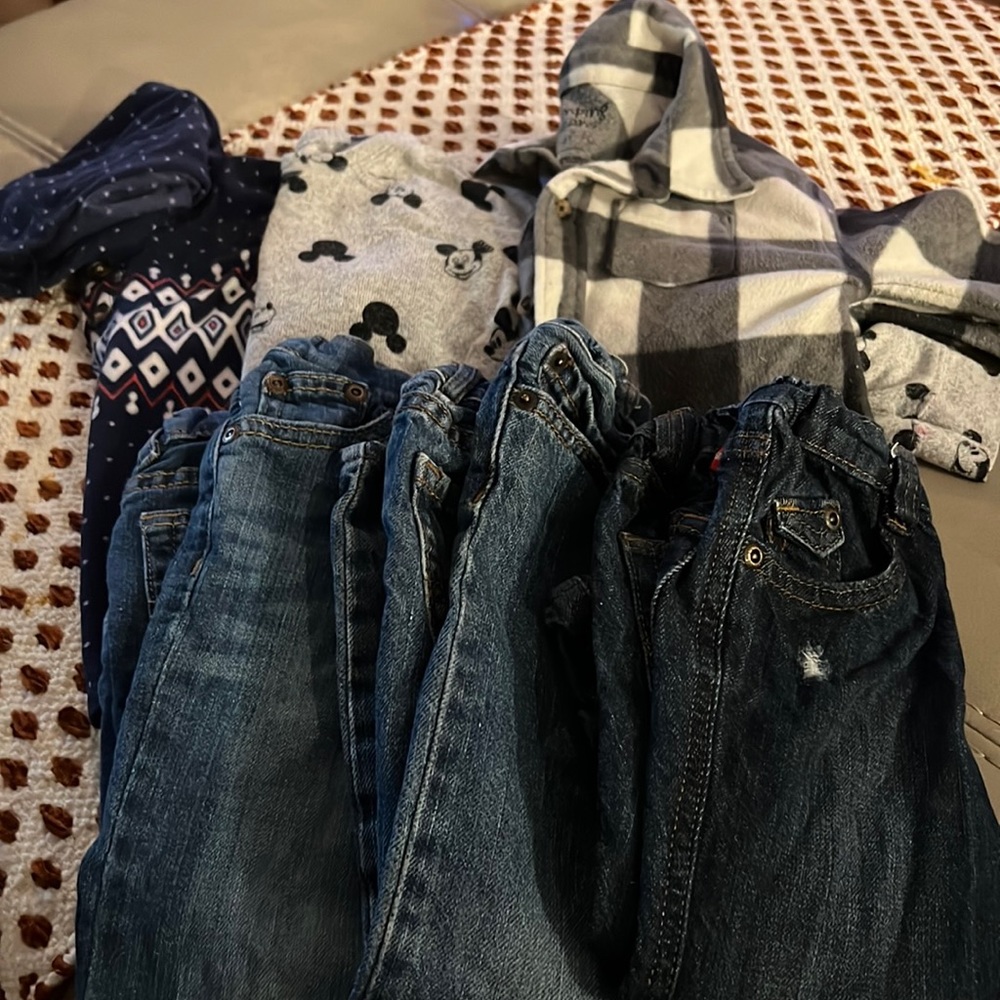 Toddler Boy Size 2T, 6 piece Lot